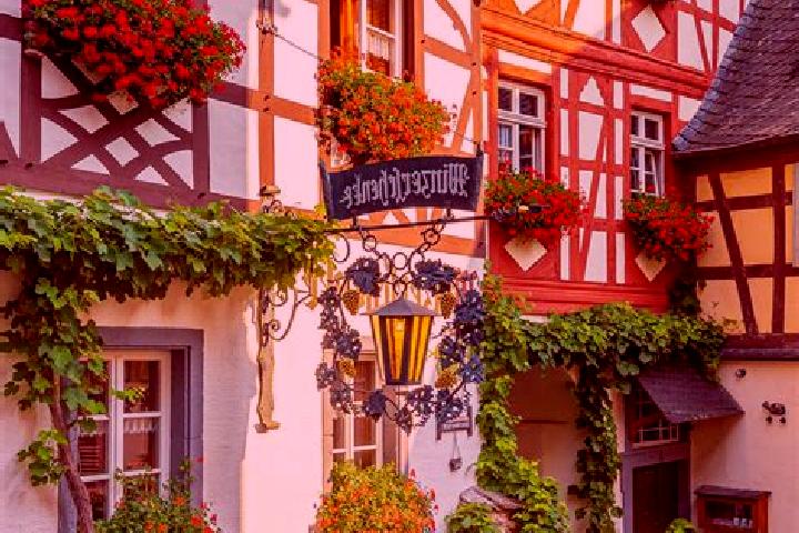 Naomi, 21 — Escort in Herrmannshoehe, Germany