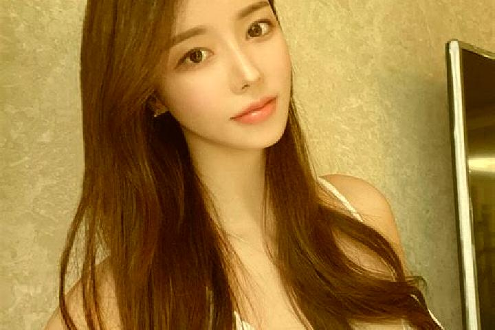 Naomi, 21 — Escort in Sanmao, China