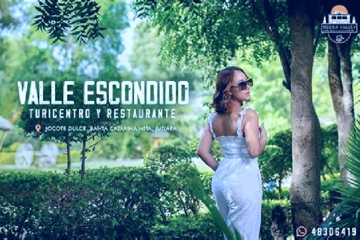 Naomi, 21 — Escort in Valle Escondido, Mexico