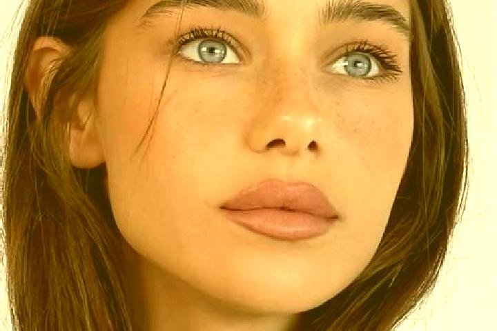 Naomi, 22, a brunette brown-eyed caucasian companion based in Gournes. Offering Striptease, Overnight, Massage, Tantra. Available for incall and outcall, day...