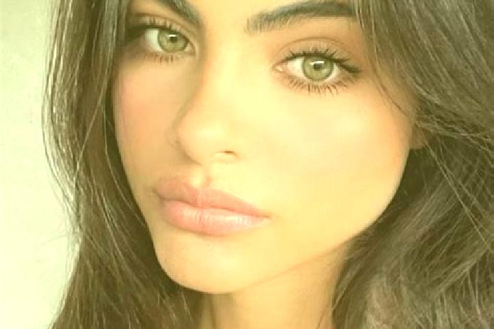 Naomi, 22, a brunette dark-eyed indian companion based in Schrum. Offering Girlfriend Experience, Party Girl, Dinner Date, Travel Companion, GFE. Available f...