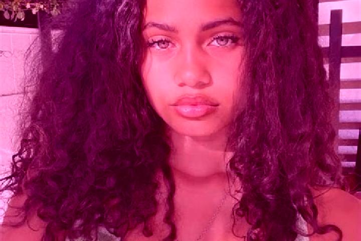 Naomi, 22, a dark blonde green-eyed mixed companion based in Jrashen. Offering GFE, Overnight, Dinner Date. Available for incall and outcall, overnight booki...