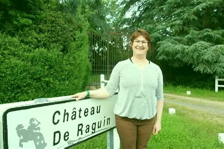 Naomi, 22 — Escort in Chaze-sur-Argos, France