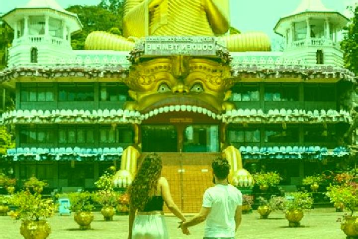 Naomi, 22 — Escort in Dambulla, Sri Lanka