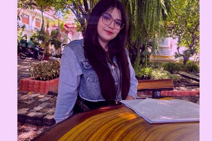 Naomi, 22 — Escort in Pan an, China