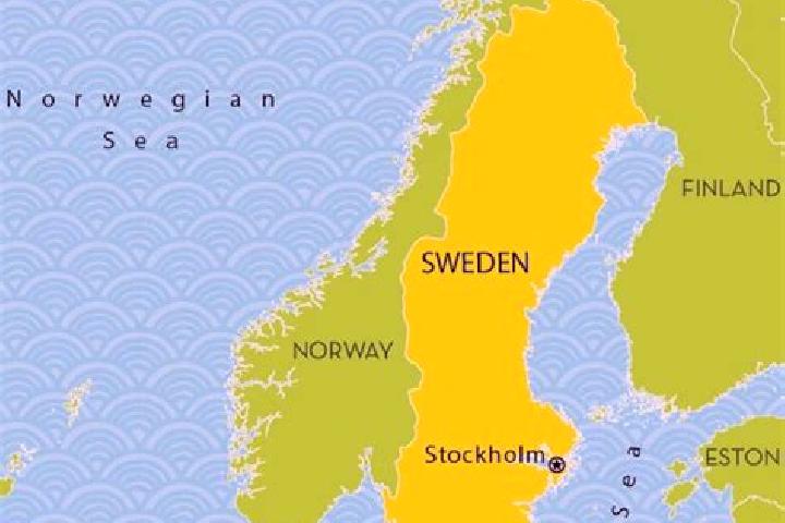 Naomi, 22 — Escort in Skoghall, Sweden