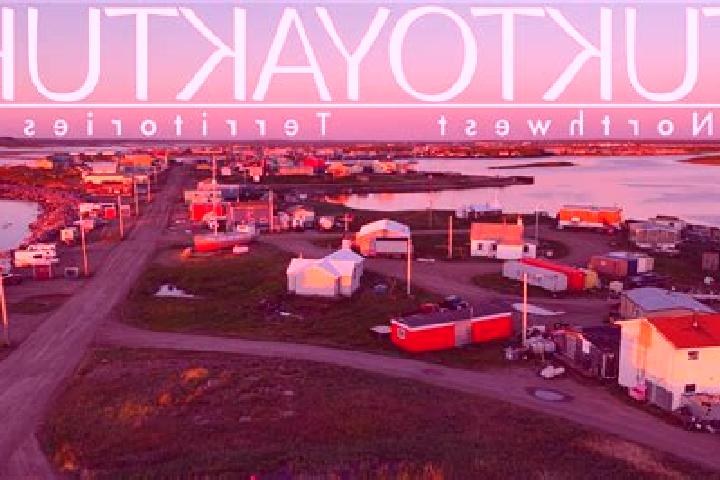 Naomi, 22 — Escort in Tuktoyaktuk, Canada