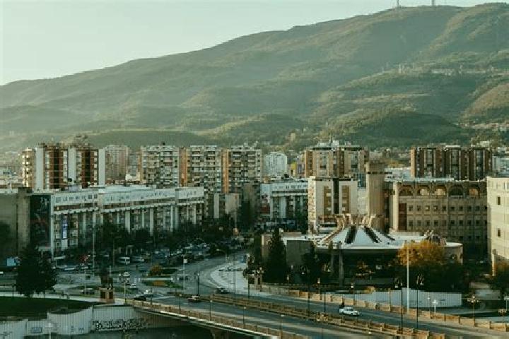 Naomi, 22 — Escort in Velesta, North Macedonia