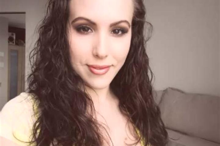 Naomi, 23, a black green-eyed caucasian companion based in Ross on Wye. Offering Roleplay, Couples, GFE, BDSM, 69. Available for incall and outcall, overnigh...