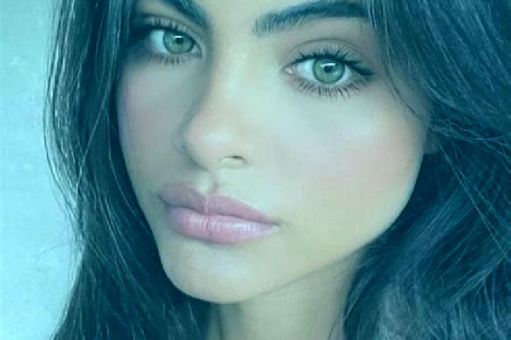 Naomi, 23, a blonde dark-eyed indian companion based in Winthrop. Offering Duos, Striptease, Prostate Massage, CIM. Available for incall and outcall, overnig...