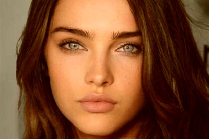 Naomi, 23, a brunette green-eyed mixed companion based in el Port de la Selva. Offering Domination, BDSM, Fetish, GFE, Roleplay. Available for incall and out...