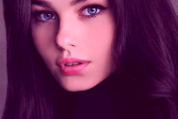 Naomi, 23, a brunette grey-eyed slavic companion based in Esperanza. Offering CIM, Prostate Massage, 69, OWO, Fetish. Available for incall and outcall, day a...