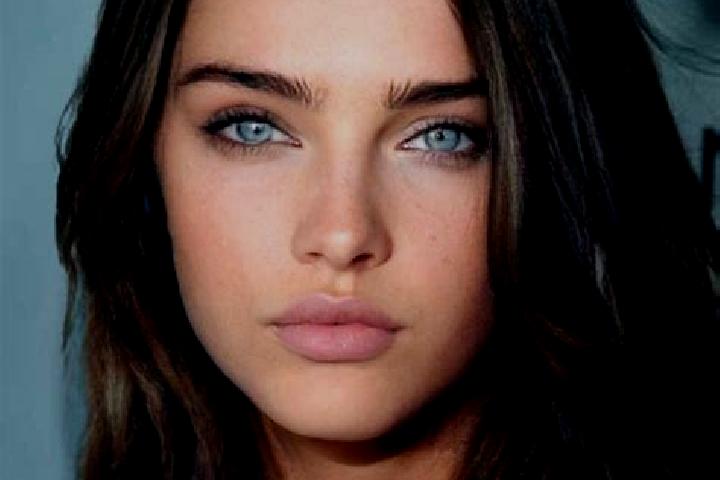 Naomi, 23, a chestnut dark-eyed slavic companion based in Antofagasta de la Sierra. Offering Massage, A-Level, Striptease, GFE. Available for incall and outc...