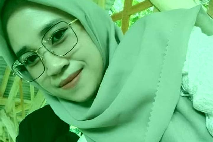 Naomi, 23 — Escort in Gempolan Wetan, Indonesia