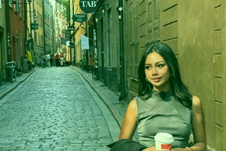 Naomi, 23 — Escort in Oskarstroem, Sweden