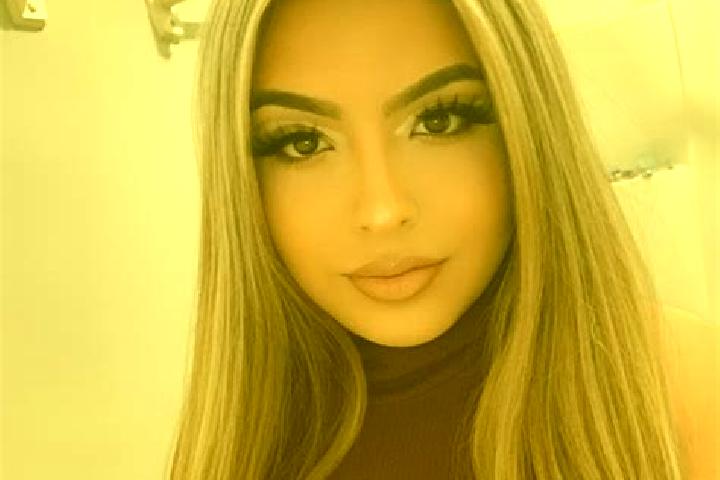Naomi, 24, a blonde dark-eyed latina companion based in Suvorov. Offering Dinner Date, Roleplay, BDSM. Available for incall and outcall, day and evening dates.