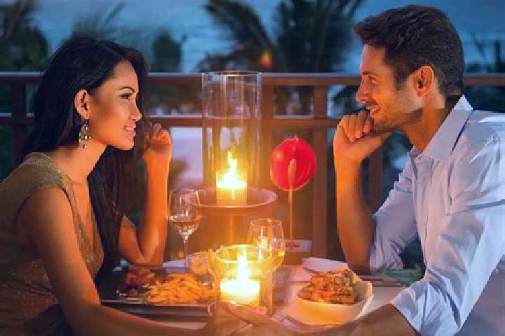 Naomi, 24, a red brown-eyed asian companion based in Presa Nueva. Offering Striptease, Dinner Date, Couples. Available for incall and outcall, day and evenin...