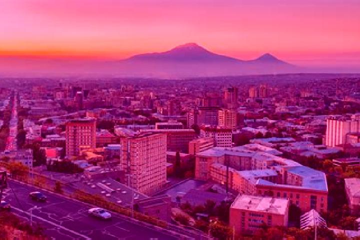 Naomi, 24 — Escort in Shirakavan, Armenia