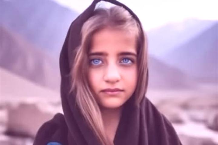 Naomi, 25, a blonde brown-eyed middle eastern companion based in Durazzano. Offering Couples, OWO, Prostate Massage. Available for incall and outcall, day an...