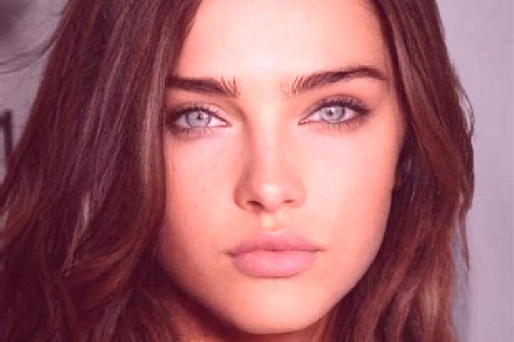 Naomi, 25, a brunette amber-eyed caucasian companion based in Kifri. Offering OWO, GFE, Striptease, Dinner Date, Travel Companion. Available for incall and o...
