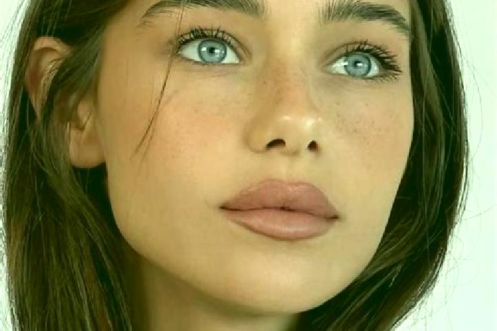 Naomi, 25, a brunette grey-eyed mixed companion based in Maasdam. Offering CIM, Roleplay, OWO. Available for incall and outcall, overnight bookings available.