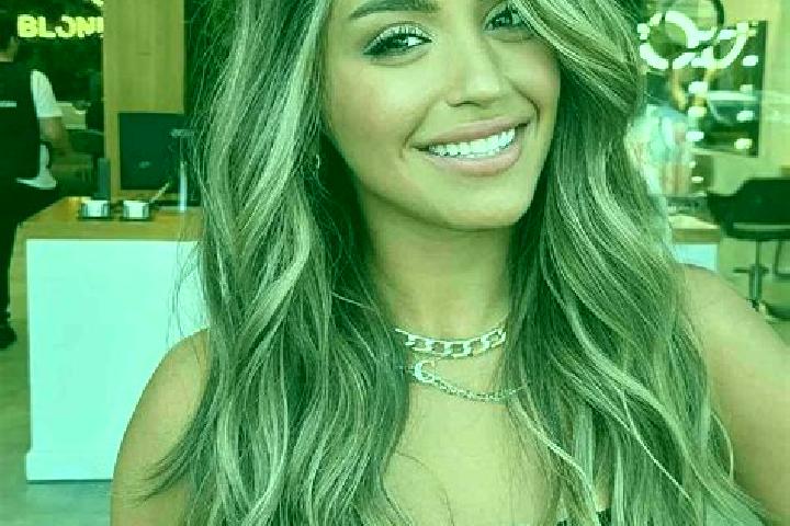 Naomi, 25, a dark blonde amber-eyed caribbean companion based in Shingli Bala. Offering Striptease, Girlfriend Experience, CIM. Available for incall and outc...
