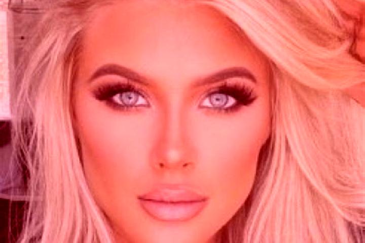 Naomi, 25, a platinum blonde amber-eyed mixed companion based in Xinglongquan. Offering Roleplay, GFE, Prostate Massage, Couples. Available for incall and ou...