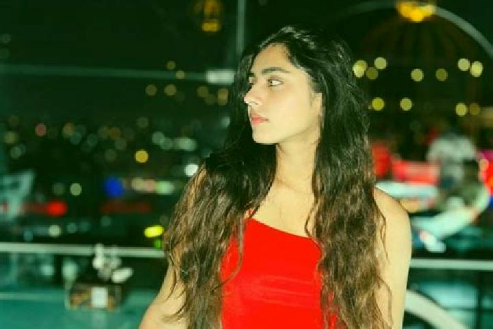 Naomi, 25, a red blue-eyed mixed companion based in Eira. Offering Deep French Kissing, OWO, Dinner Date, Party Girl. Available for incall and outcall, day a...