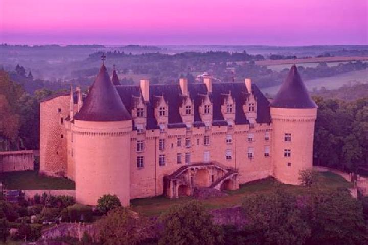 Naomi, 25 — Escort in Chateau-Garnier, France