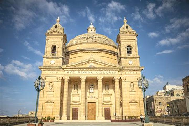 Naomi, 25 — Escort in Imgarr, Malta