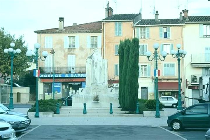 Naomi, 25 — Escort in Le Muy, France