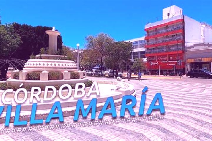 Naomi, 25 — Escort in Villa de Maria, Argentina