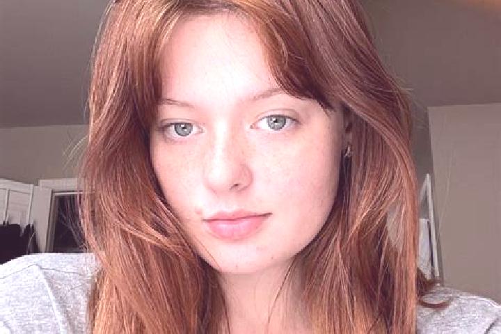 Naomi, 26, a auburn amber-eyed mixed companion based in Adrara San Rocco. Offering OWO, Striptease, Dinner Date, Deep French Kissing. Available for incall an...