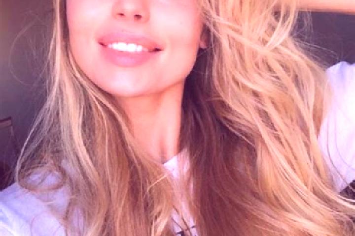 Naomi, 26, a blonde grey-eyed asian companion based in Chuyer. Offering Duos, Overnight, Dinner Date, GFE. Available for incall and outcall, overnight bookin...