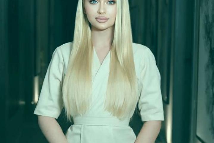 Naomi, 26, a blonde grey-eyed caucasian companion based in Shumugou. Offering Tantra, Erotic Massage, Party Girl, Roleplay. Available for incall and outcall,...