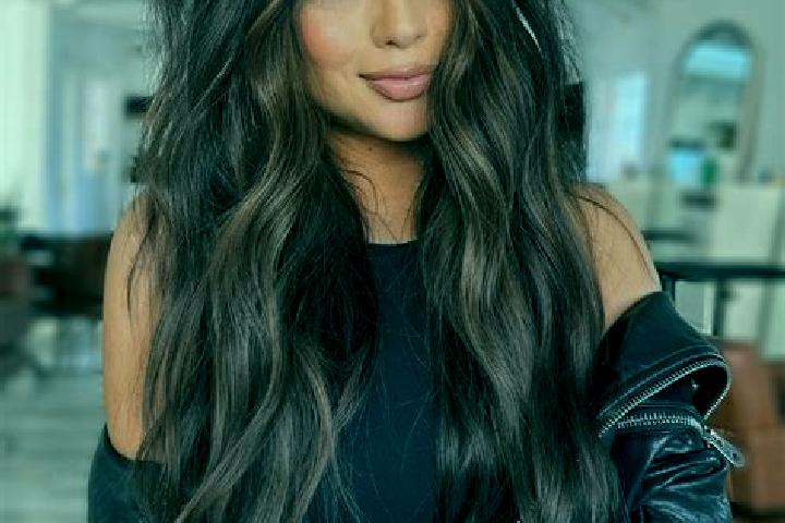 Naomi, 26, a brunette dark-eyed asian companion based in Pradipozzo. Offering Roleplay, Tantra, Couples. Available for incall and outcall, overnight bookings...