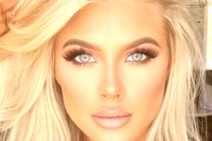Naomi, 26, a platinum blonde grey-eyed caribbean companion based in Surany. Offering Duos, Domination, OWO, Striptease. Available for incall and outcall, day...