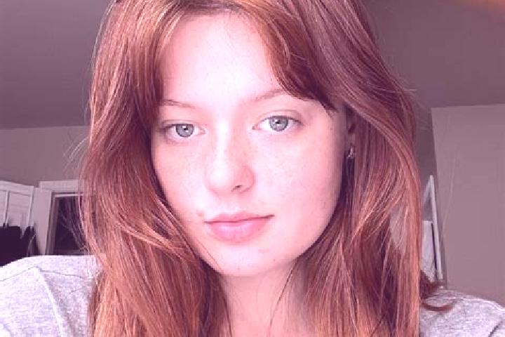 Naomi, 26, a red grey-eyed mixed companion based in Manvi. Offering Fetish, Prostate Massage, Erotic Massage. Available for incall and outcall, day and eveni...