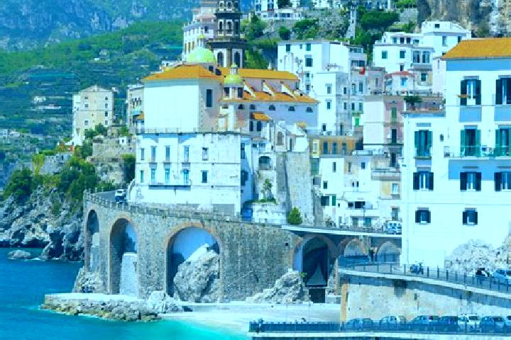 Naomi, 26 — Escort in Coldrano, Italy