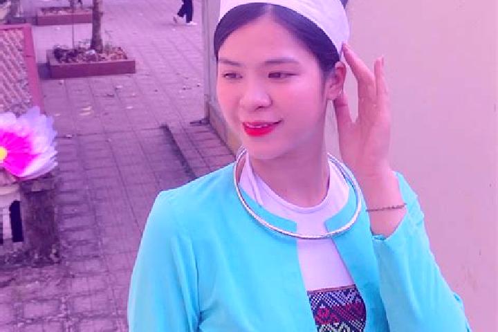 Naomi, 26 — Escort in Muong Chien, Vietnam