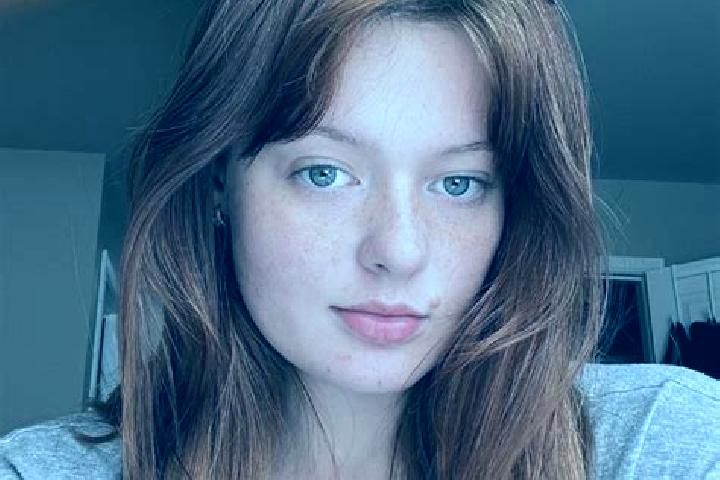 Naomi, 27, a auburn grey-eyed mixed companion based in Nappa Scar. Offering 69, Party Girl. Available for incall and outcall, day and evening dates.