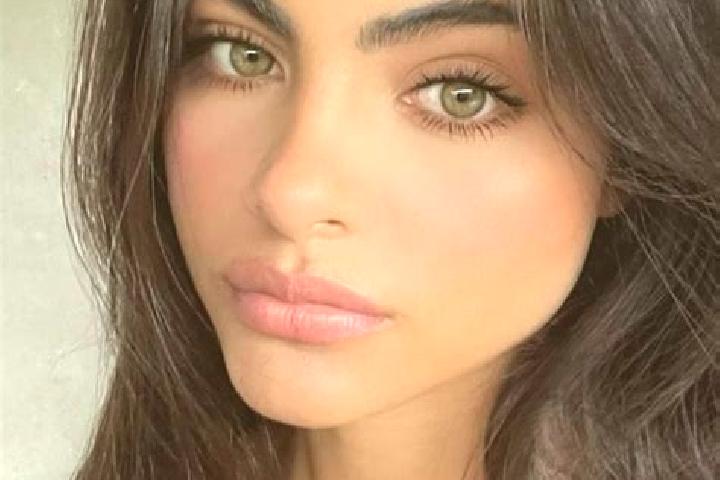 Naomi, 27, a black green-eyed european companion based in Campos Gerais. Offering 69, Couples, Prostate Massage. Available for incall and outcall, overnight ...