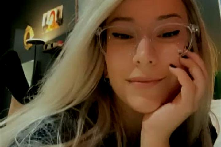 Naomi, 27, a blonde grey-eyed mixed companion based in Courset. Offering GFE, Striptease, OWO, Dinner Date, Tantra. Available for incall and outcall, overnig...