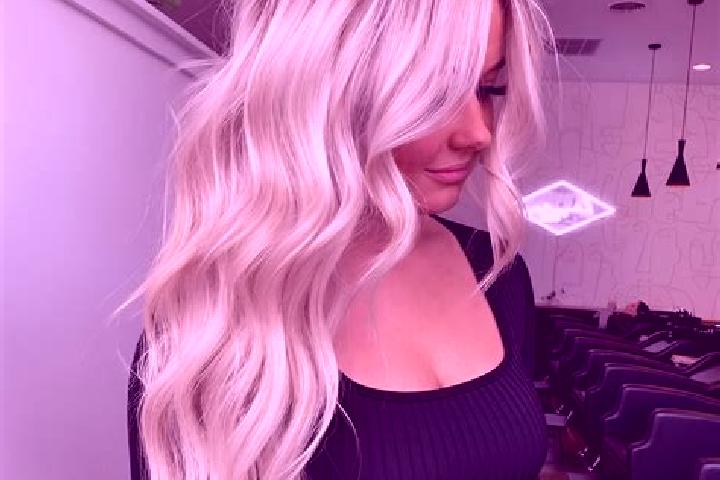 Naomi, 27, a platinum blonde dark-eyed asian companion based in Albertshofen. Offering Travel Companion, Tantra, GFE, Domination. Available for incall and ou...