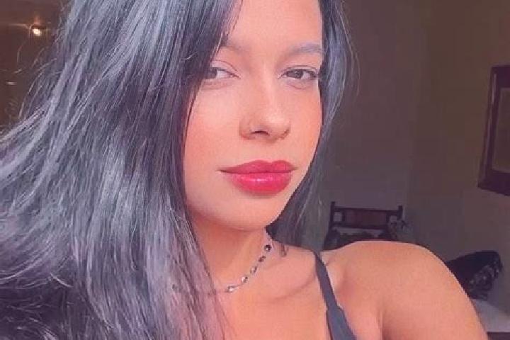 Naomi, 27 — Escort in Duda, Romania