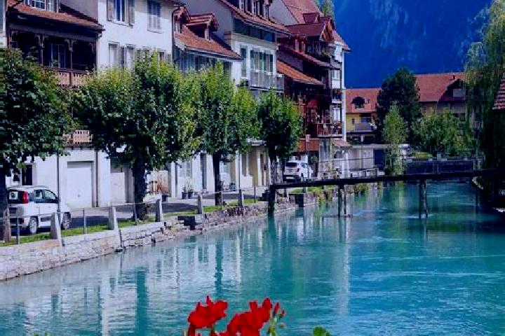 Naomi, 27 — Escort in Eiken, Switzerland