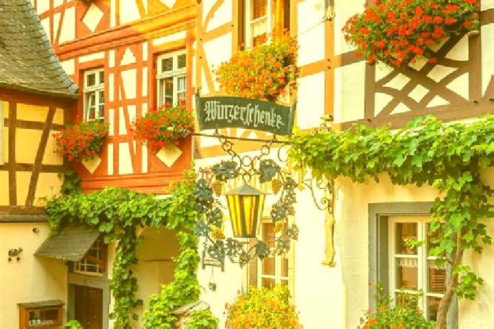 Naomi, 27 — Escort in Oberofflingen, Germany