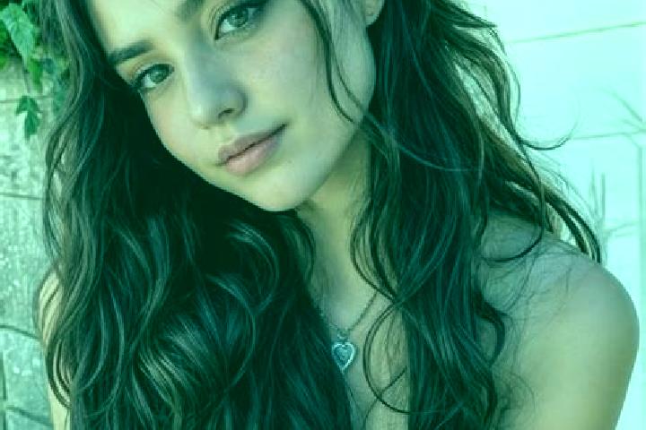 Naomi, 28, a auburn brown-eyed middle eastern companion based in Catawissa. Offering OWO, Striptease, Travel Companion, Fetish, Deep French Kissing. Availabl...