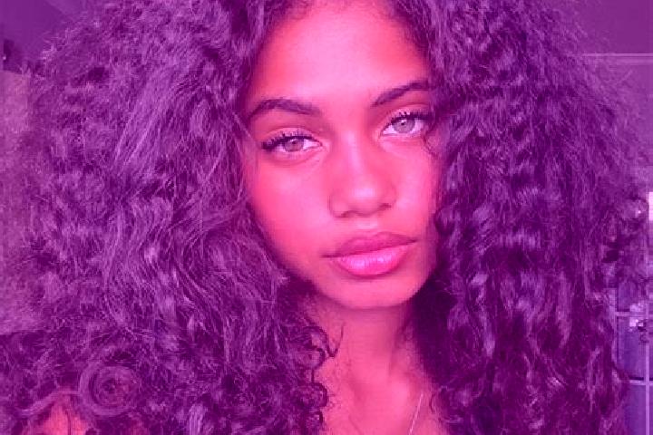Naomi, 28, a black grey-eyed ebony companion based in Ceres. Offering Overnight, GFE. Available for incall and outcall, overnight bookings available.