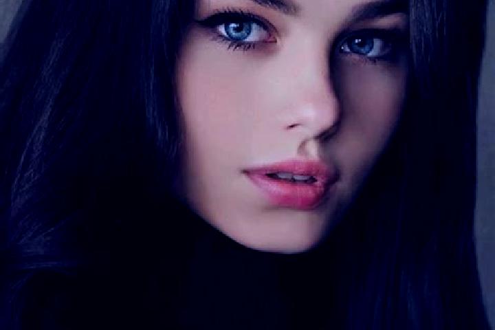 Naomi, 28, a black grey-eyed slavic companion based in Mende. Offering BDSM, Domination, Party Girl. Available for incall and outcall, overnight bookings ava...
